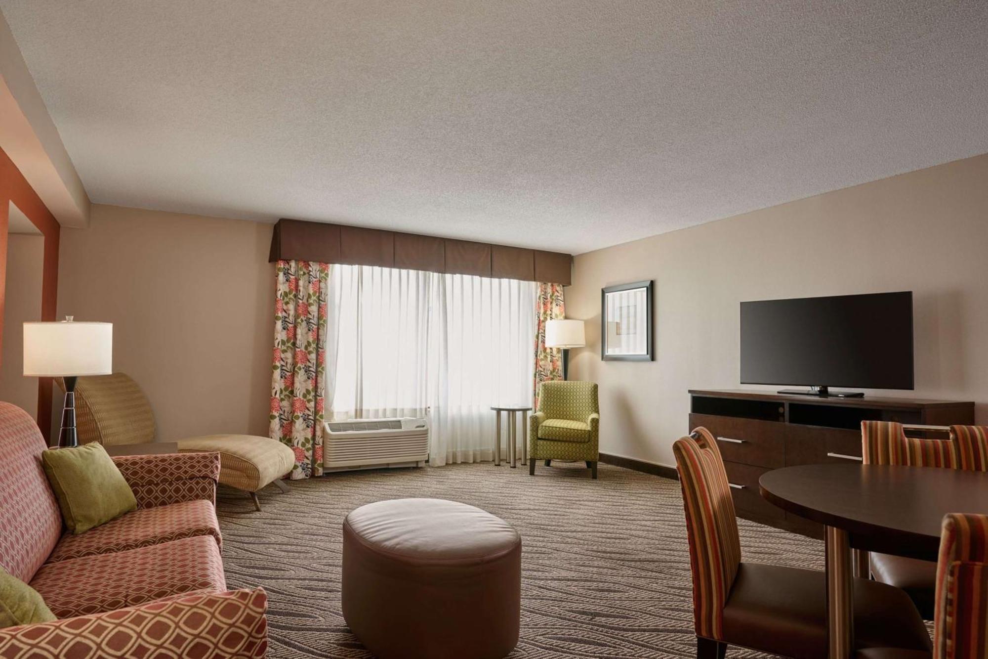 Hampton Inn Evansville Airport Exterior photo