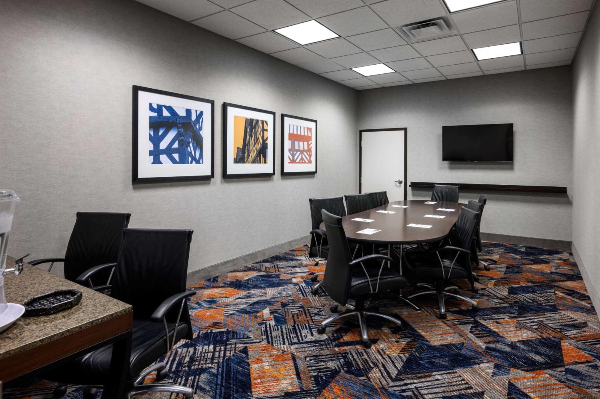 Hampton Inn Evansville Airport Exterior photo